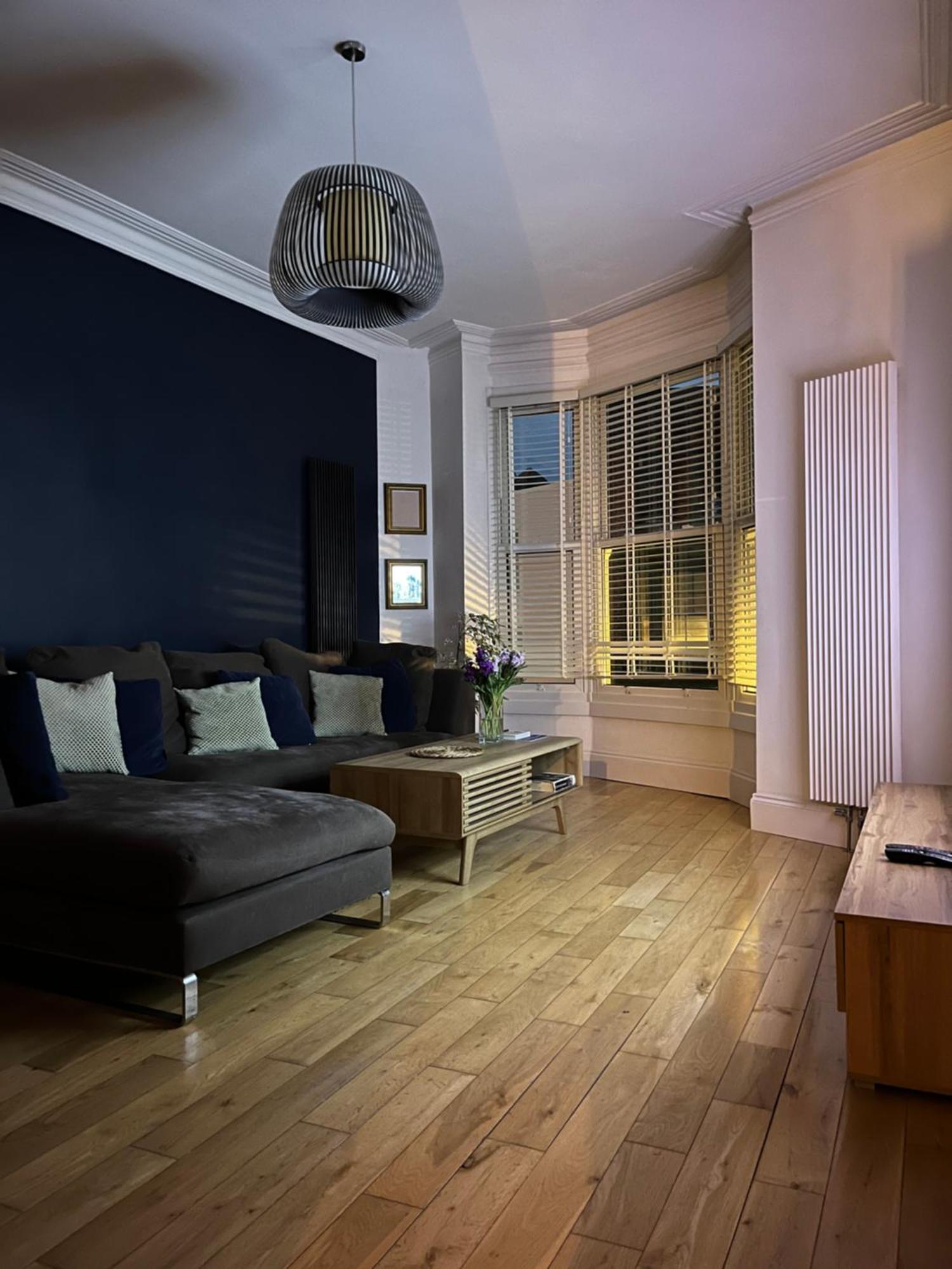 The Clock Tower Apartment - Spacious, Modern, 2 Bed Room Apartment , Southsea With Free Parking - Sleeps 4 Портсмът Екстериор снимка